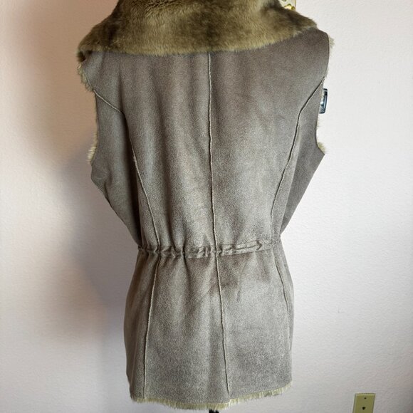 Alberto Makali Suede and Faux Fur Vest Cinch Waist XL - Picture 3 of 10